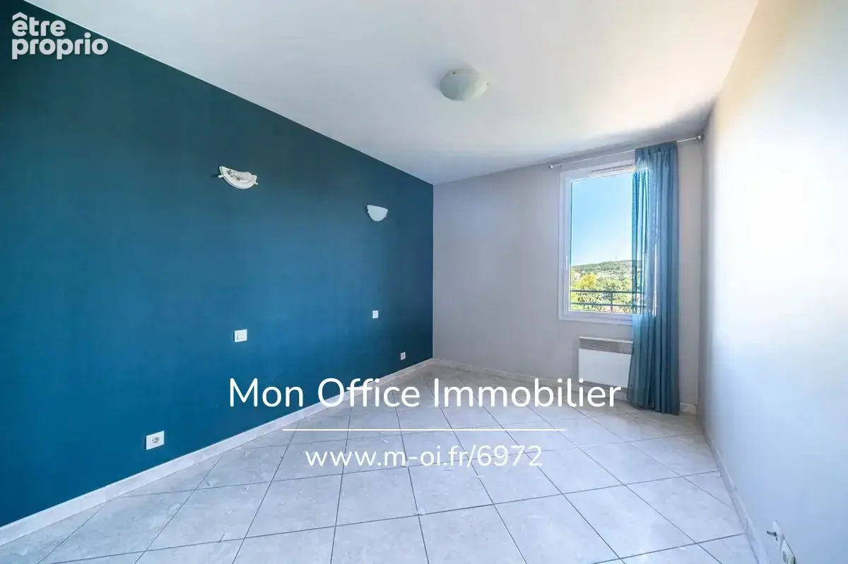 Référence : 6972-MTR. - T4 Duplex Terrasses et Parking en sus - photo 8