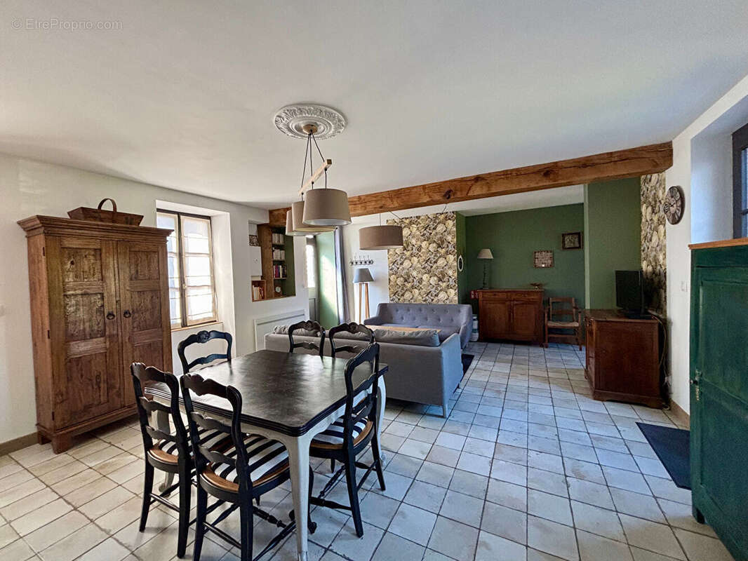 Maison à NOGENT-LE-ROI