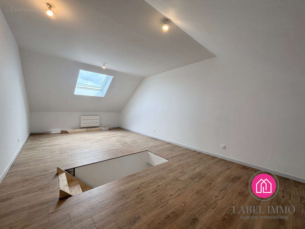 Maison à TRITH-SAINT-LEGER