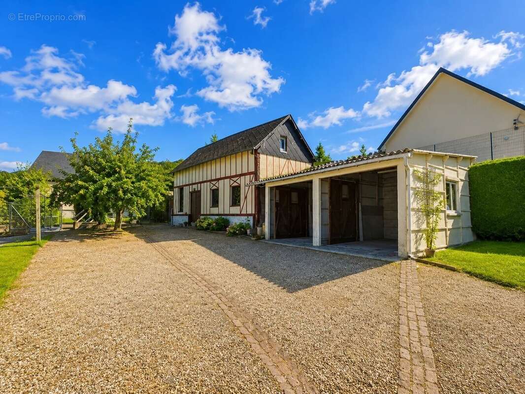 À Vendre – Maison énorme potentiel - photo 26