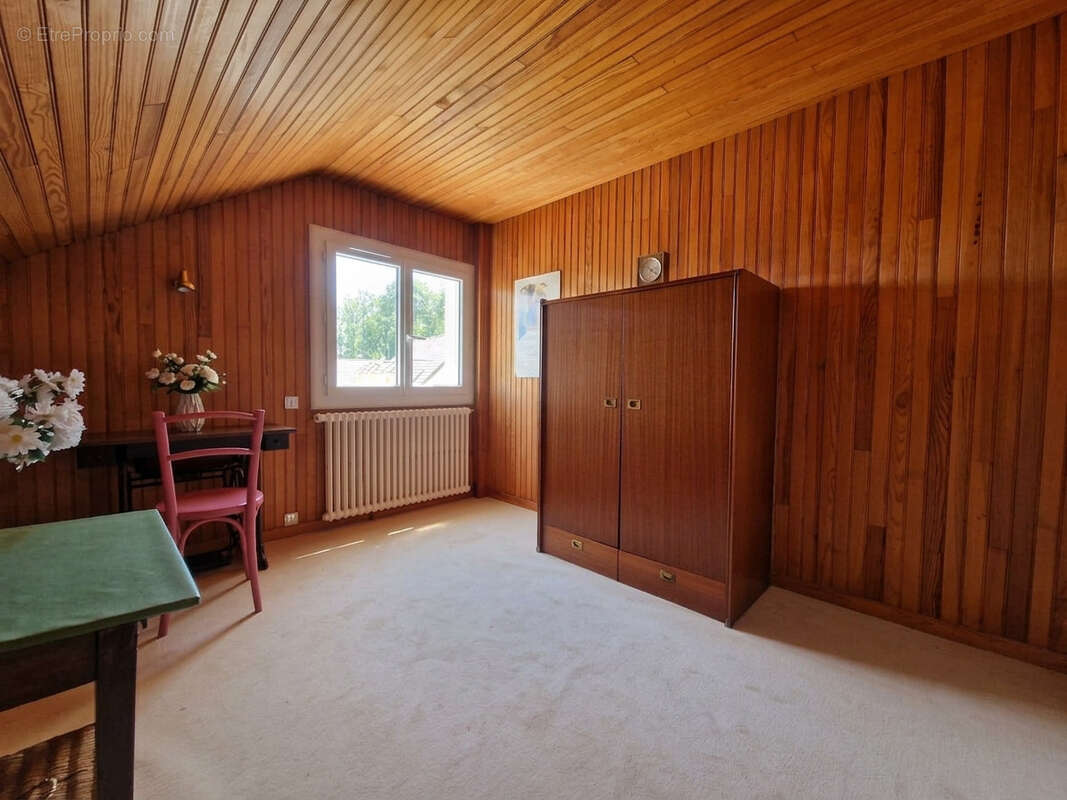 Maison familiale avec accès rapide à la RN12. Un cadre de vie paisible et verdoyant à visiter sans attendre ! - photo 10