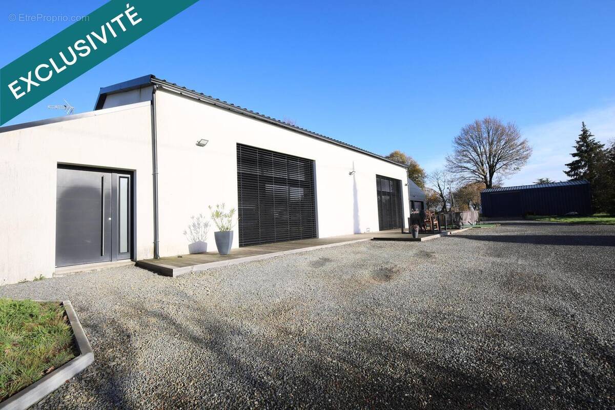 Photo 1 - Maison à SAINT-AUBIN-DU-CORMIER