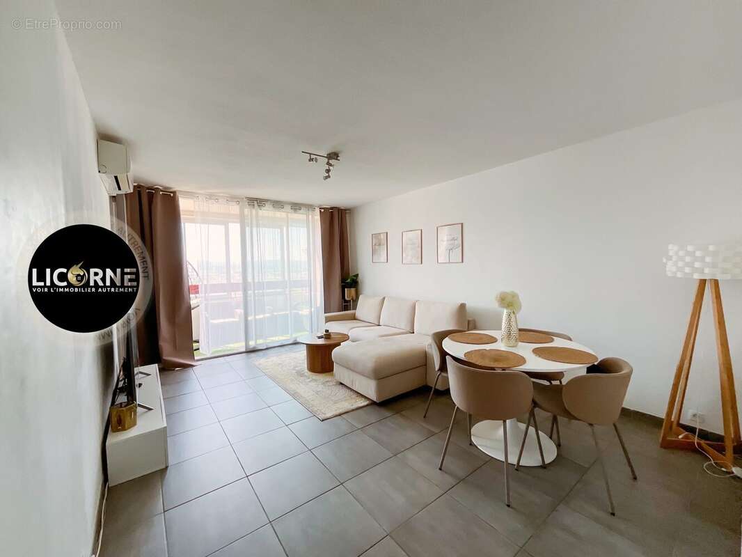 Appartement à VITROLLES