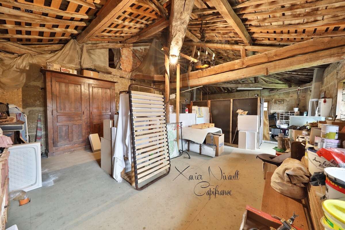 Maison à vendre 6 pièces proche de SAINT TRIVIER DE COURTES (01) - photo 14
