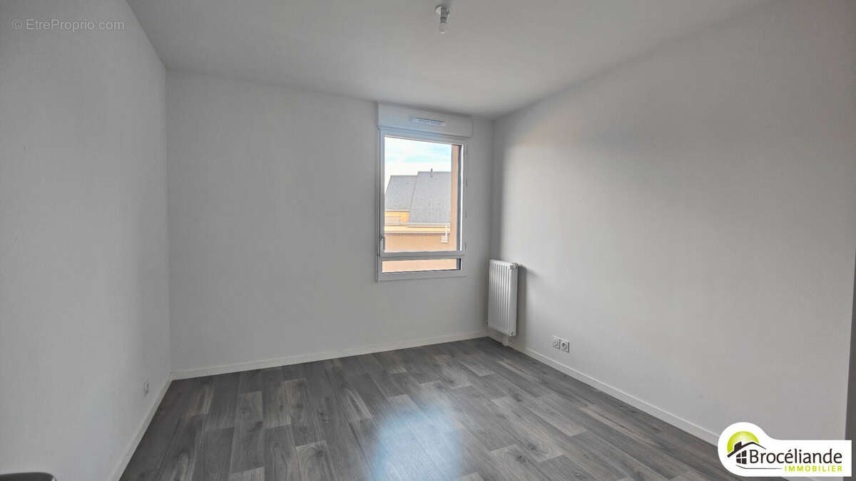 Appartement T5 plein centre, terrasse de 33 m² exposée Ouest - photo 7