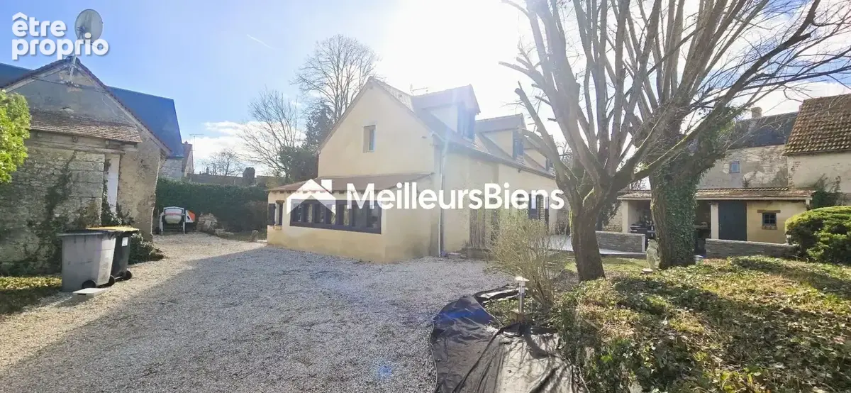 Photo Maison à Bercheres-Les-Pierres au prix de 259 000€