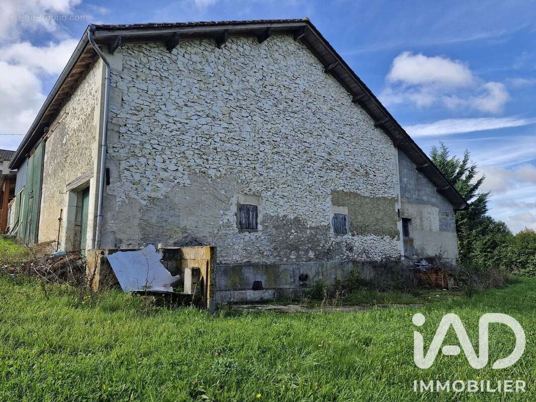 Maison 162 m² à Flaugeac  - photo 6