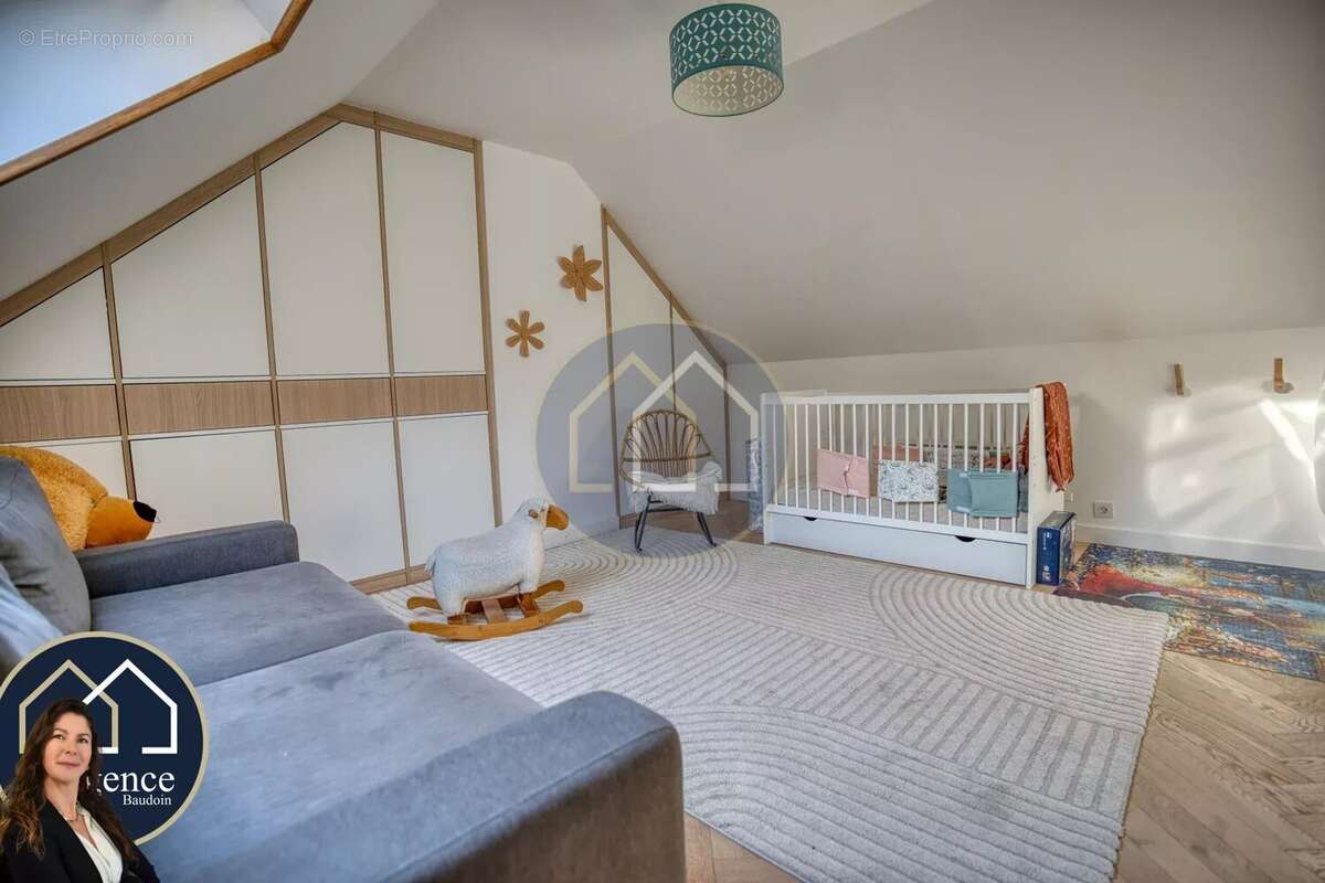 Maison à LA BOISSIERE-ECOLE