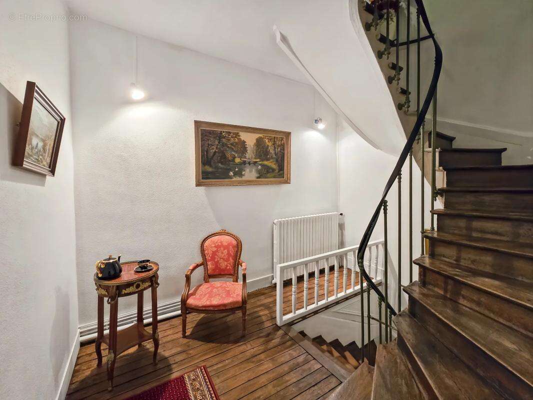 Maison à CHATILLON-EN-BAZOIS