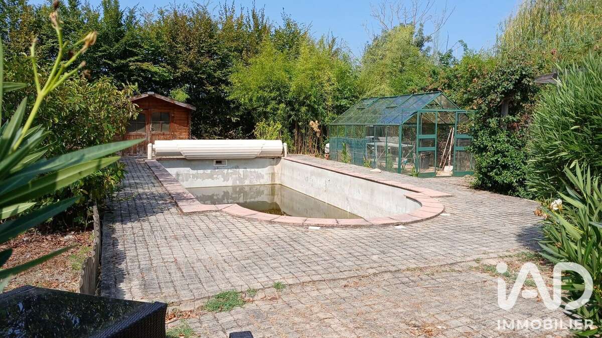 Maison 92 m² à Montpezat-De-Quercy  - photo 7