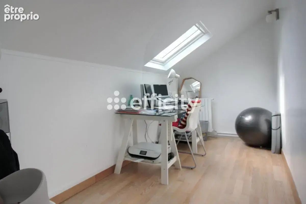 Maison 6 pièces 112 m² à vendre à Chelles (77500) - photo 17