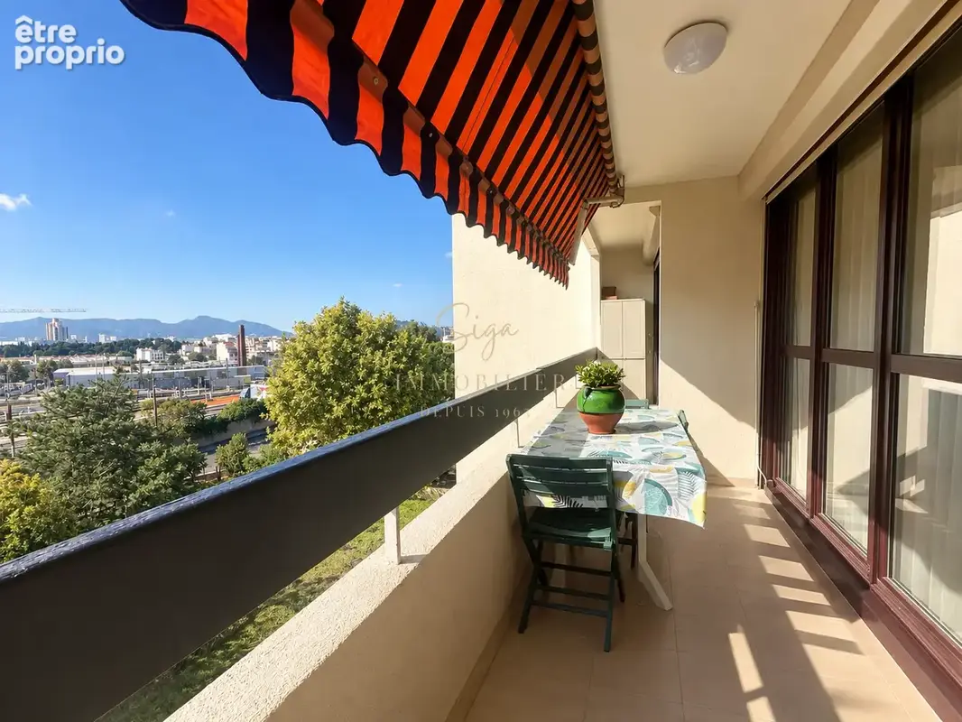 T4 traversant avec balcon, parking privatif et parc arboré   Résidence Haïti   Marseille 12e - photo 2