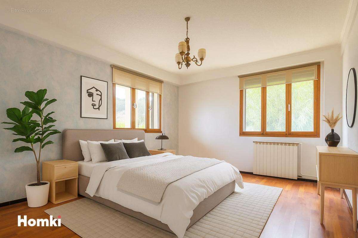 Maison à BAGNOLS-SUR-CEZE