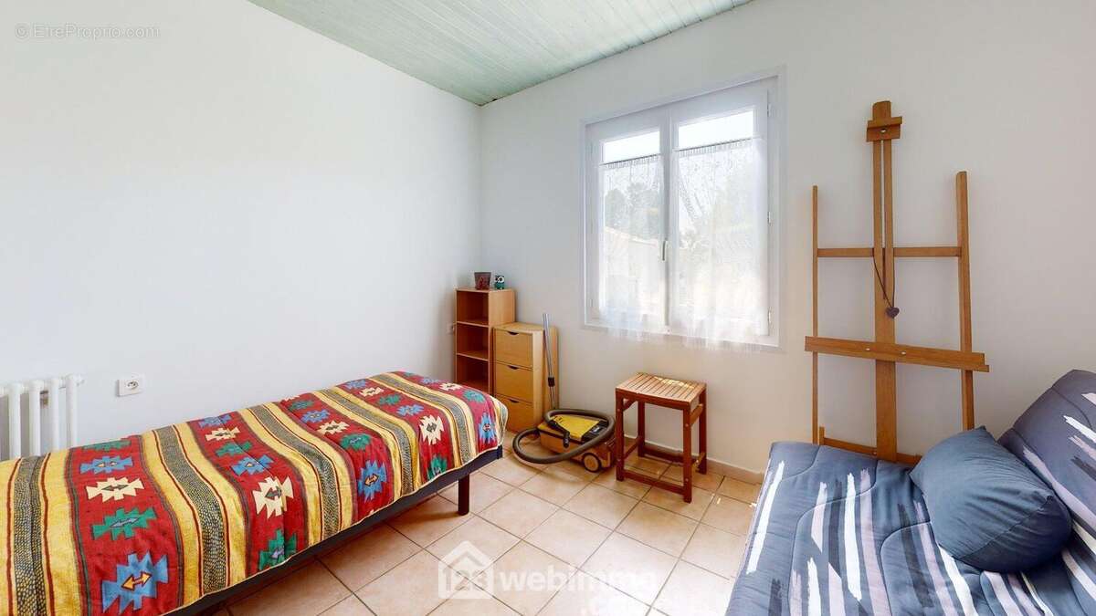 Chambre 1 - Maison à SAINT-VINCENT-SUR-JARD