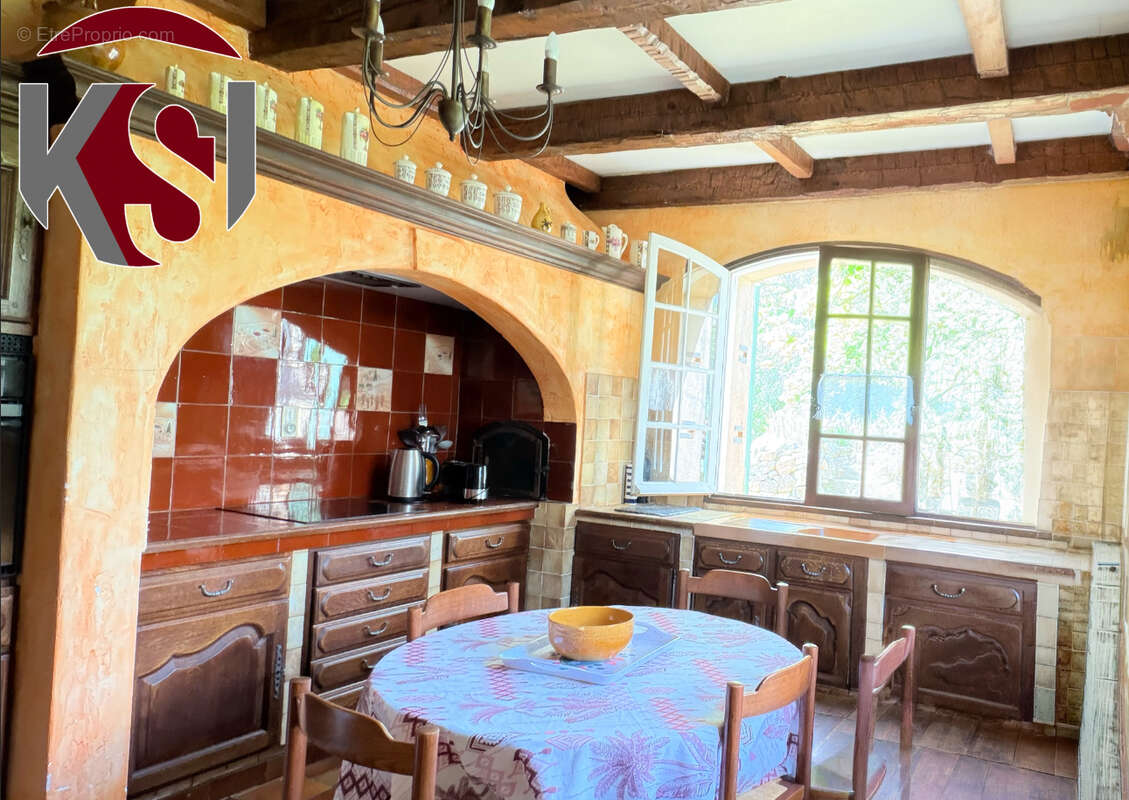Maison à BRAS