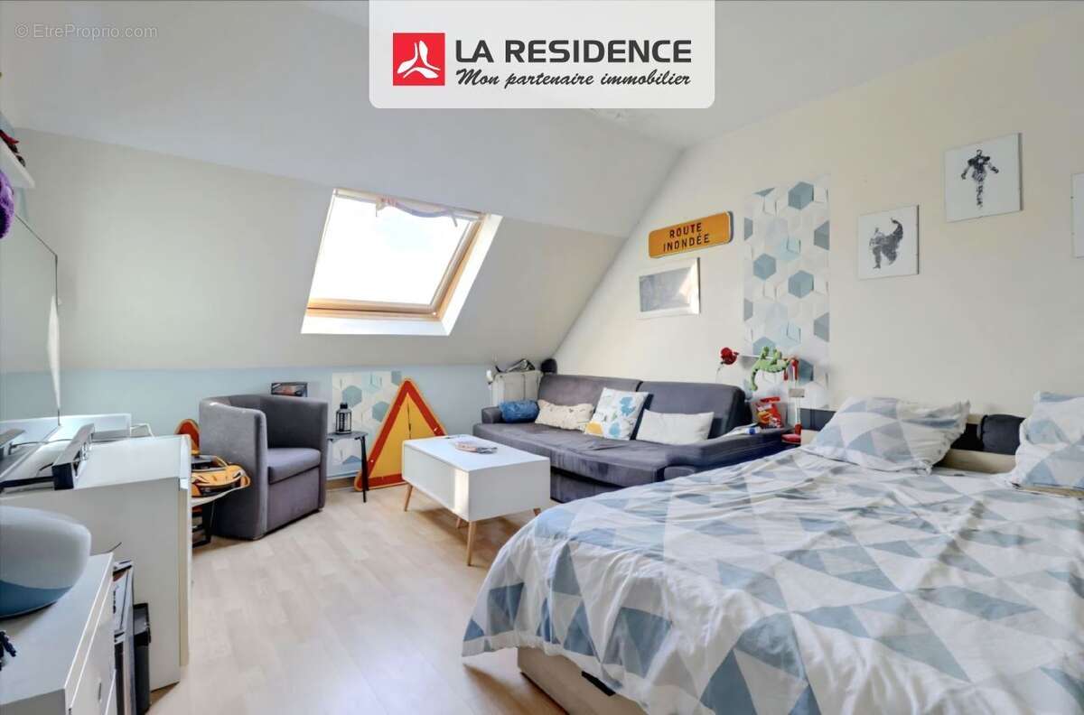 Maison à IVRY-LA-BATAILLE