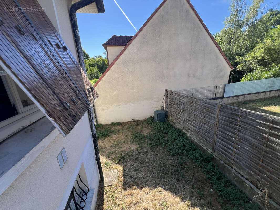Maison mitoyenne sur sous-sol complet - photo 13