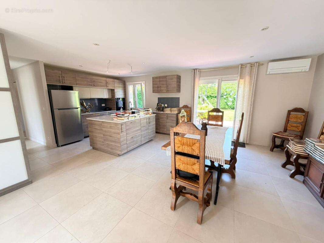 Maison à COUILLY-PONT-AUX-DAMES