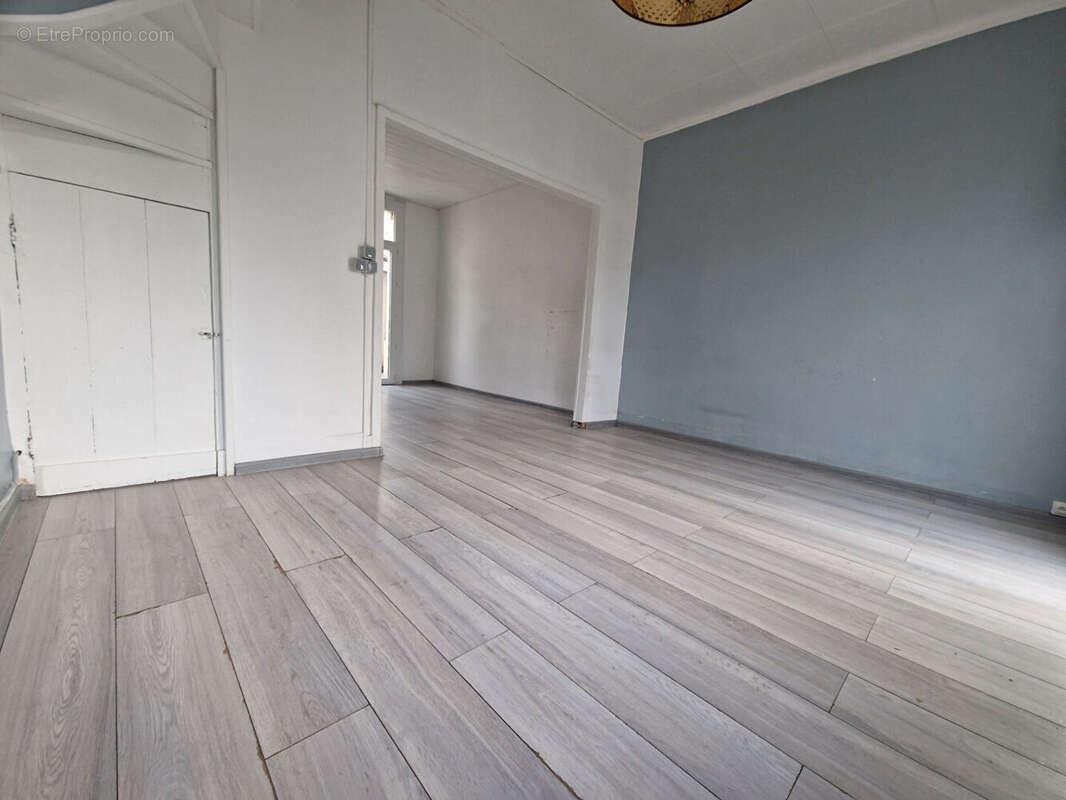 Maison à LILLEBONNE