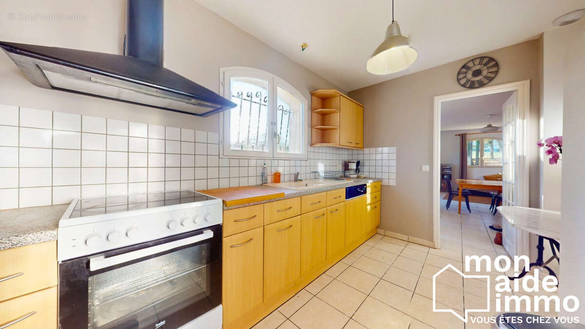 Maison à FARGUES-SAINT-HILAIRE