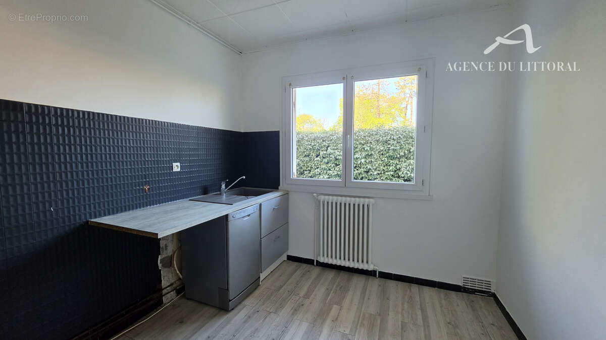 Appartement à ARES