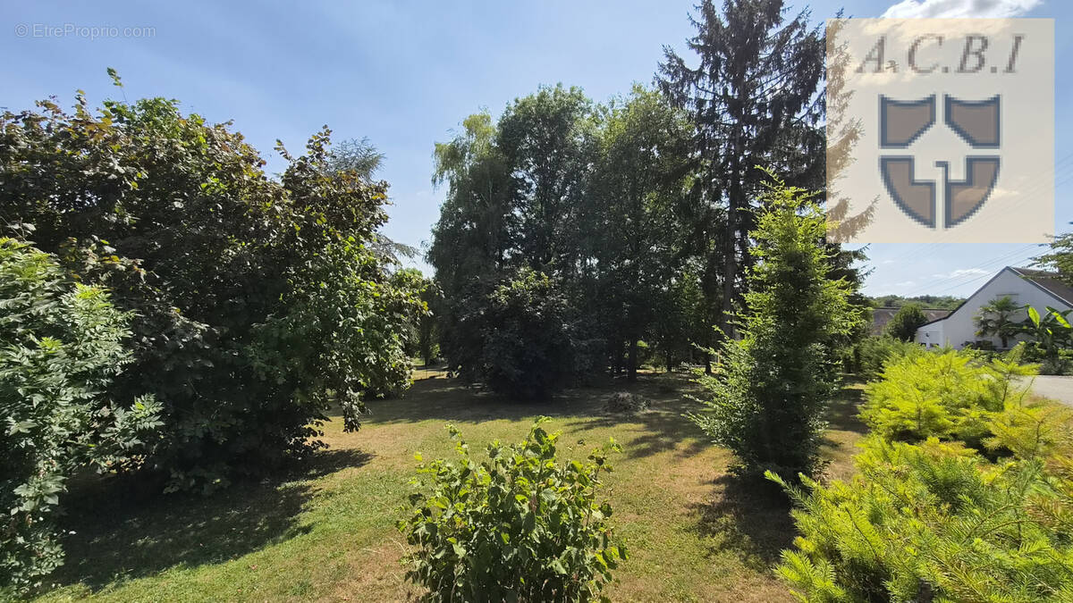 Terrain à LUNAY