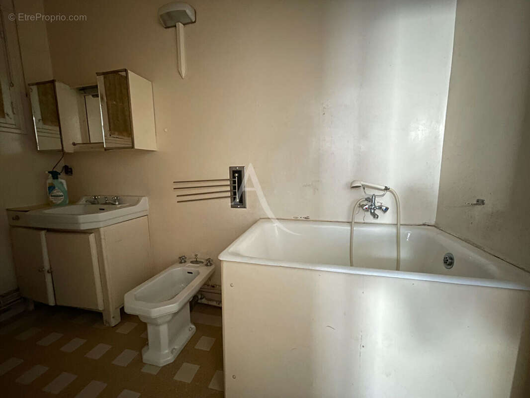 Maison à CHISSAY-EN-TOURAINE