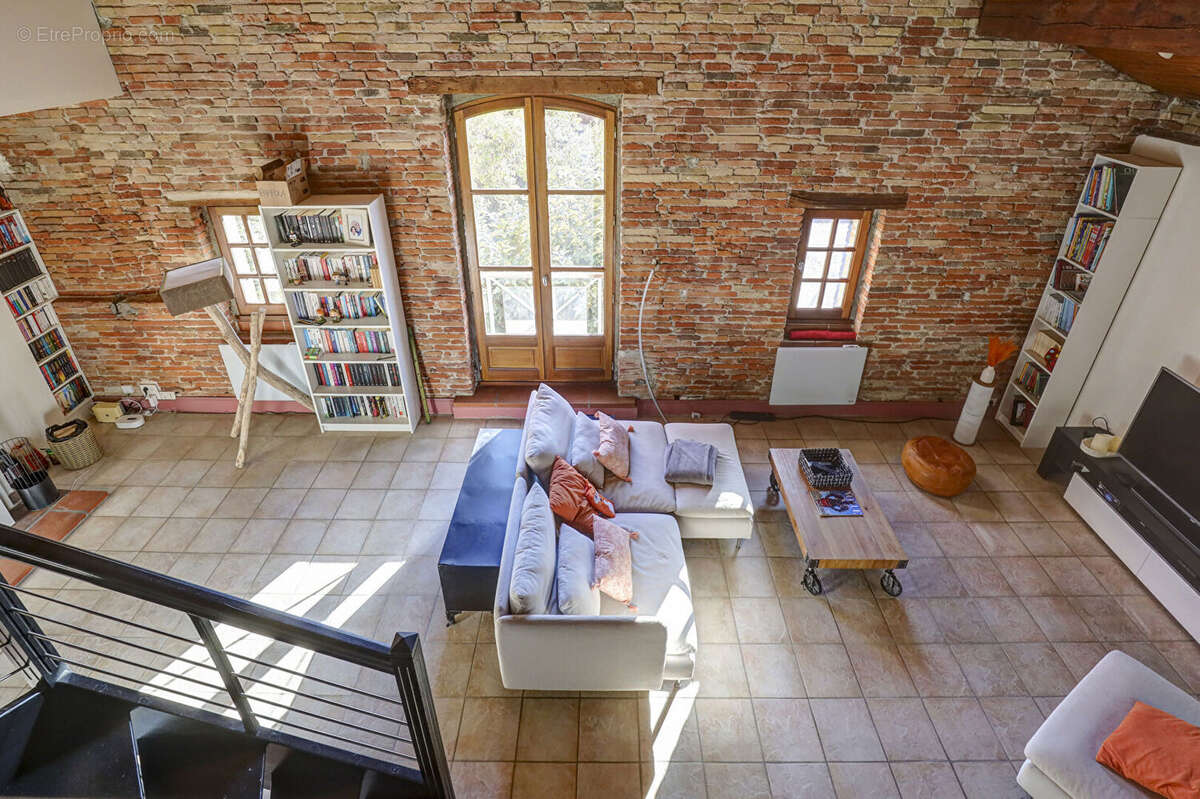 Appartement à CASTELMAUROU