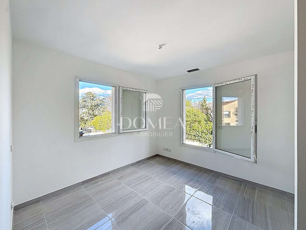 Maison à SAINT-JEAN-DE-VEDAS