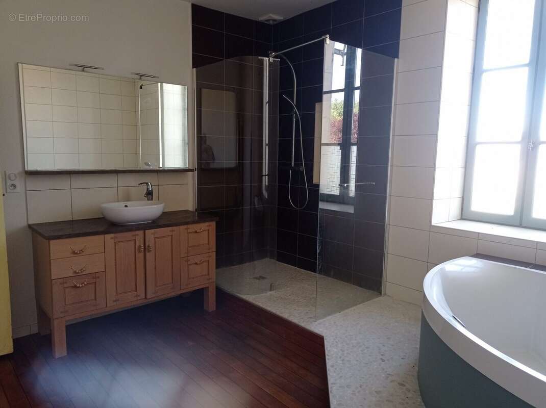 Maison à FAIN-LES-MONTBARD