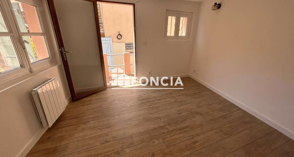 Appartement à BORMES-LES-MIMOSAS