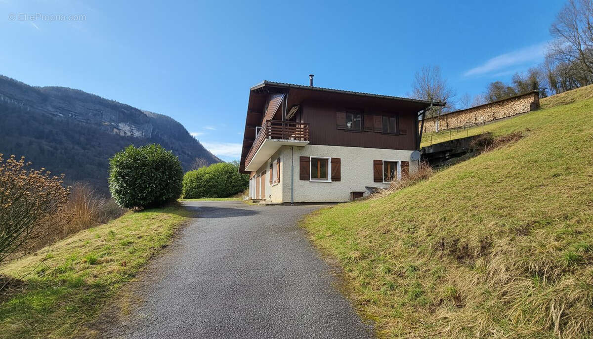 Maison à ALLEVES