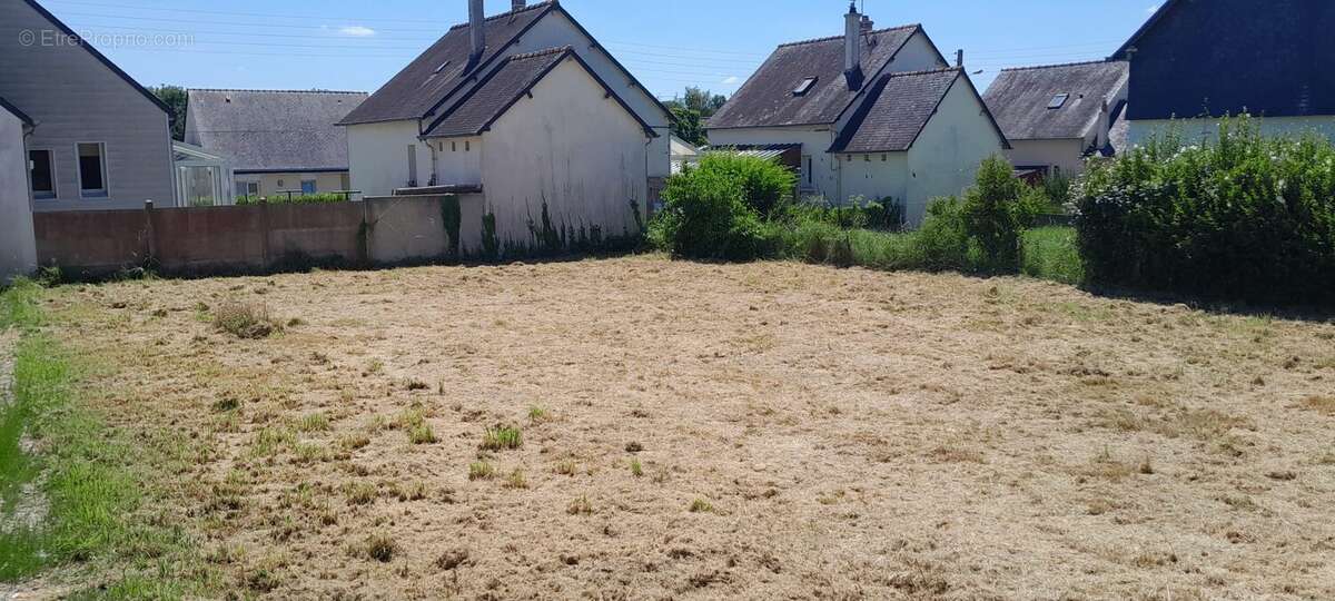 Terrain 286 m² à Carhaix-Plouguer  - photo 2