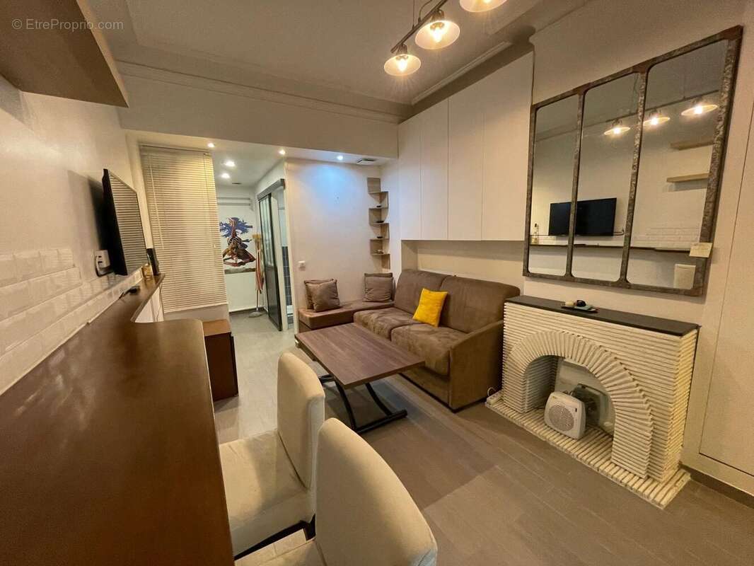 Appartement à PARIS-11E