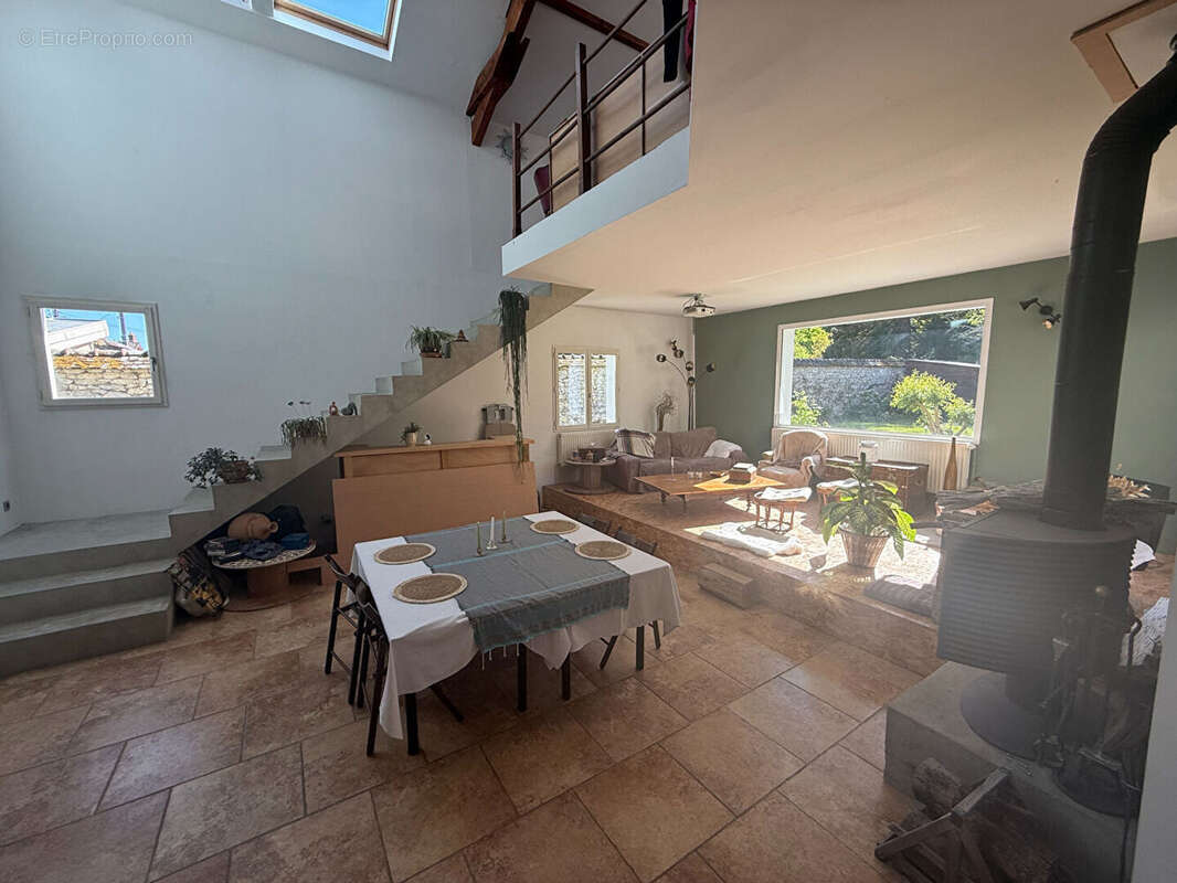 Maison à THOMERY