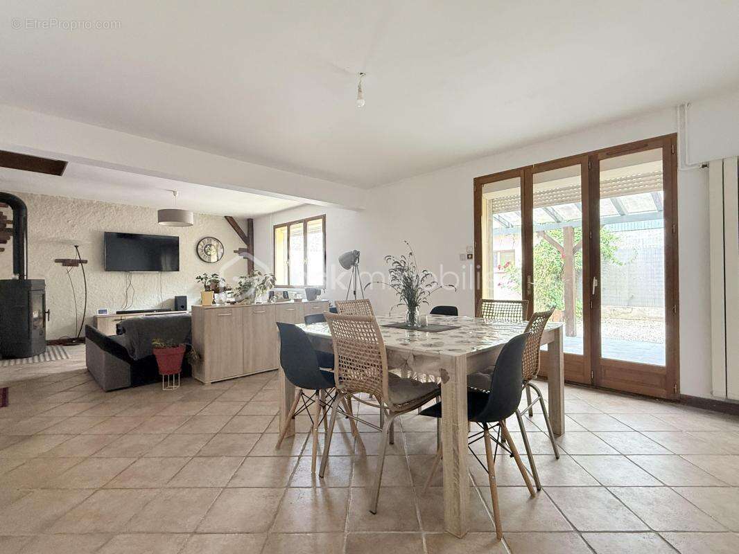 Charmante maison familiale à Aiserey - 129m2 - 3 chambres - garage - photo 4
