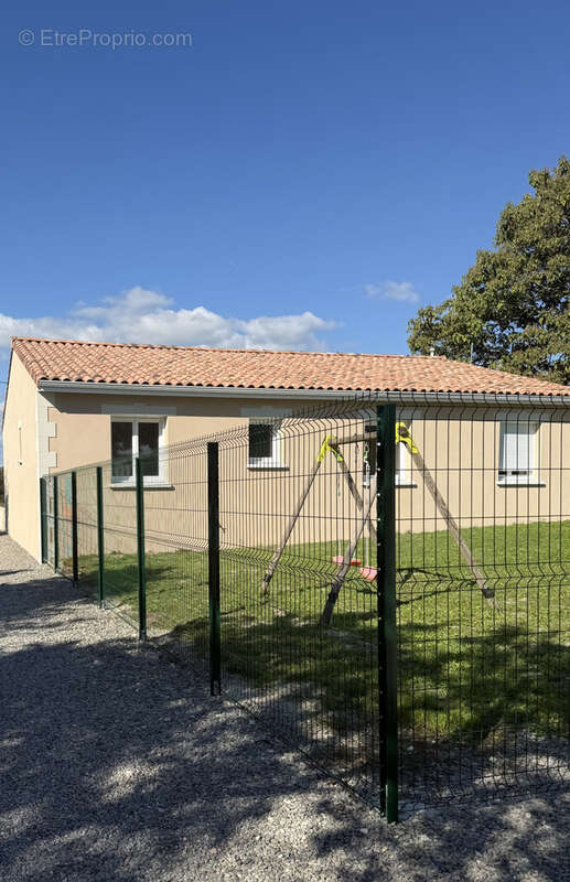 Maison à MONTCHAUDE