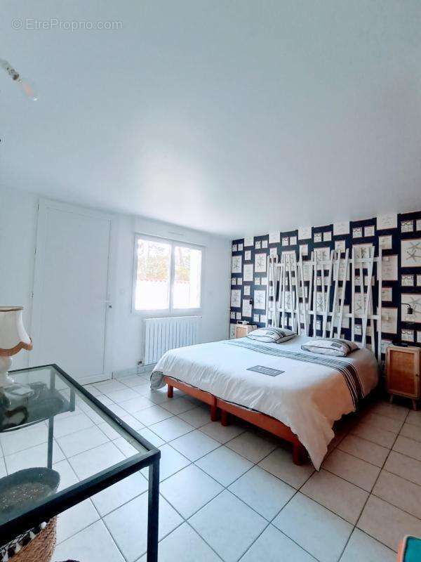 Maison à SAINT-GEORGES-DE-DIDONNE