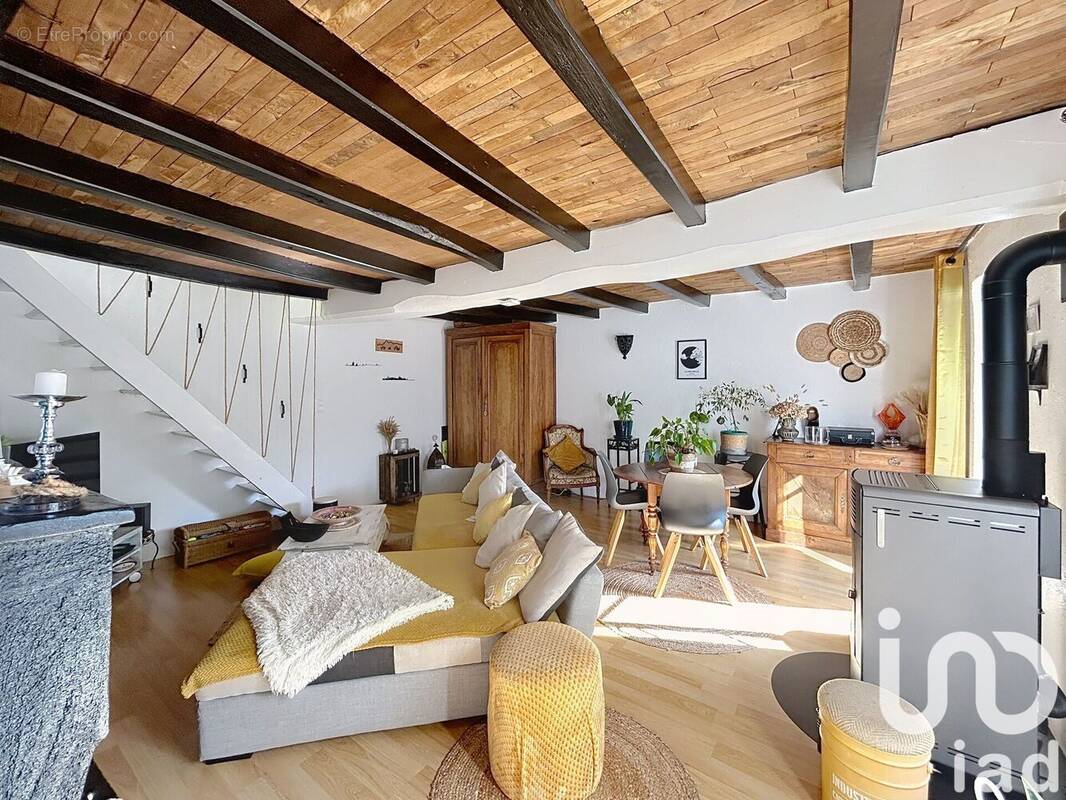 Photo 1 - Maison à SAINT-PIERRE-D&#039;AMILLY