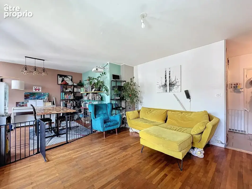 Appartement 5 pièces 82 m² à vendre à Villeurbanne (69100) - photo 2