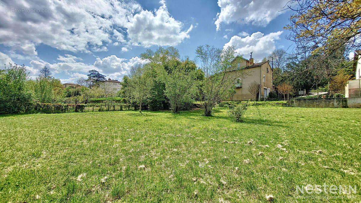 A Vendre Maison de 103 m² avec garages en sous-sol et jardin proche du chemin de Compostelle - photo 18