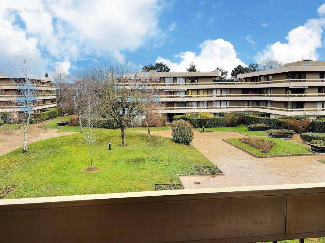 Appartement à NOISY-LE-ROI