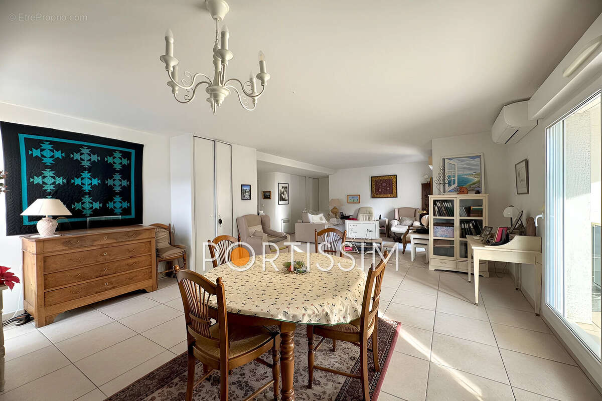 Appartement à CAGNES-SUR-MER