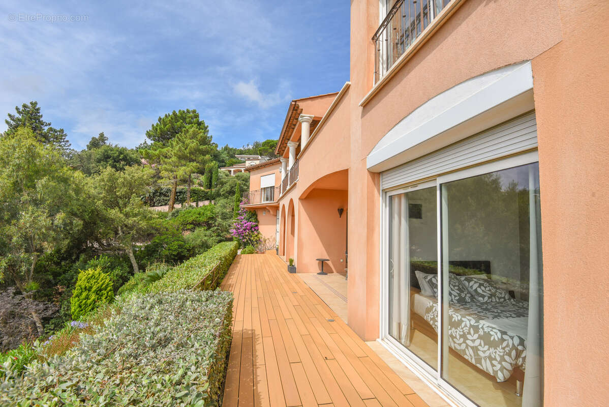 Maison à LES ADRETS-DE-L'ESTEREL