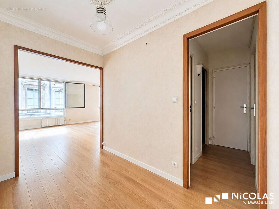 Appartement à BORDEAUX