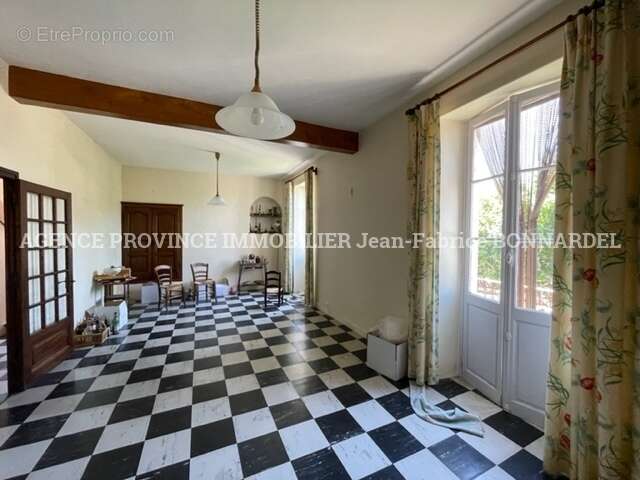 Maison à ROCHEBRUNE