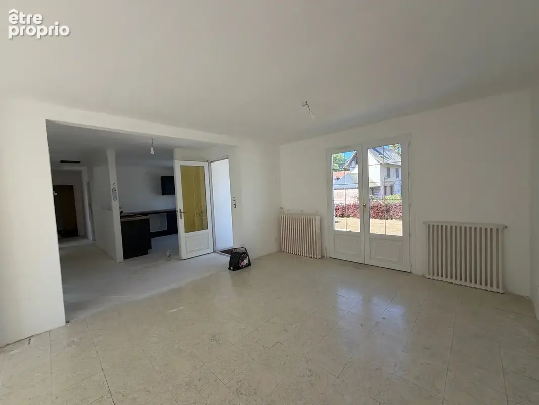 ABBEVILLE PERIPHERIE, Secteur recherché, 2 chambres, 80m2 - photo 2