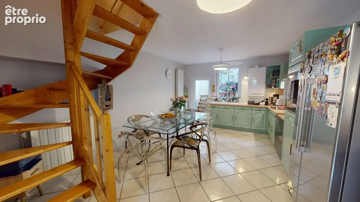 Maison T5 de 96,32 m2 avec terrasse et cave à vin - photo 2