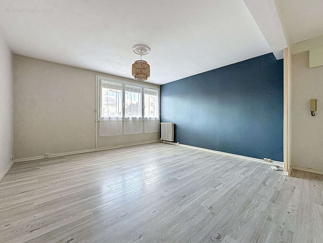 Appartement à JOUE-LES-TOURS