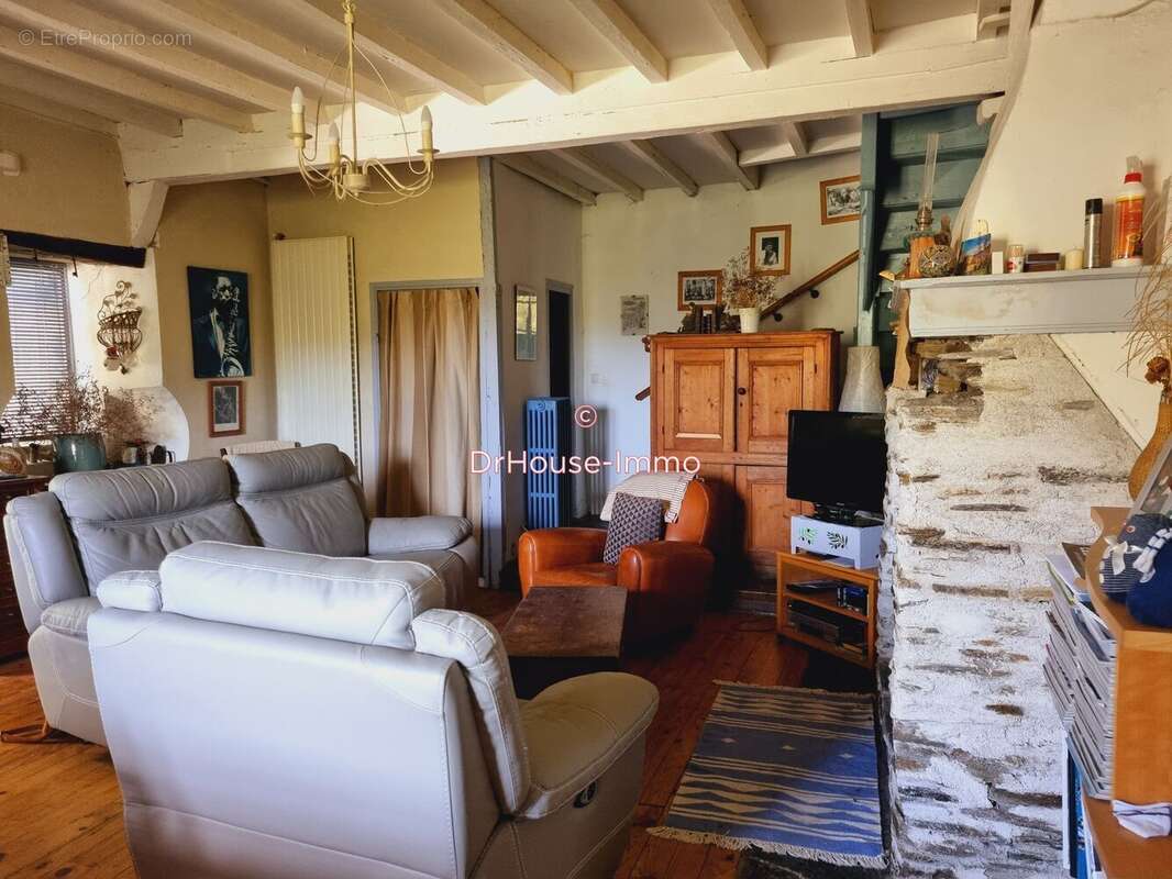 Maison à LABASTIDE-ESPARBAIRENQUE